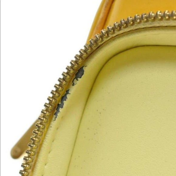 Authentic Louis Vuitton Monogram Vernis Wooster - Picture 7 of 9